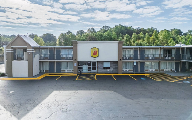 Super 8 by Wyndham Morganton