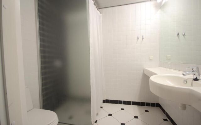Peoleo Hotell