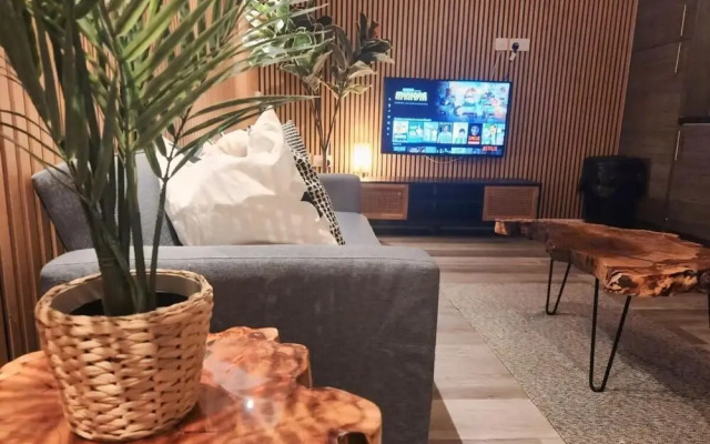 L1 Luxury Apartment