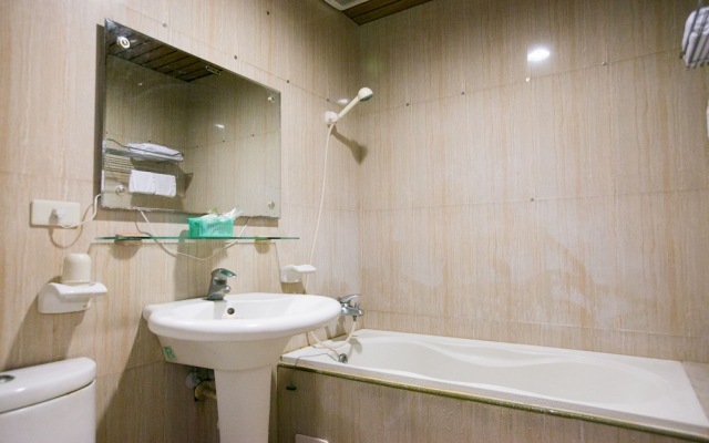 Jing Ai Hotel