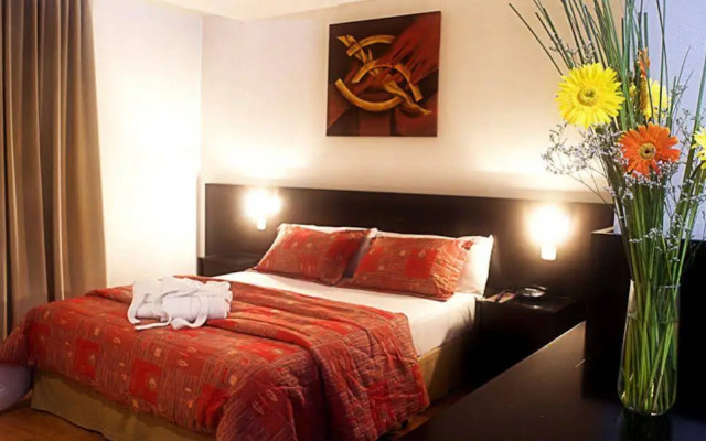 Urquiza Apart Hotel & Suites