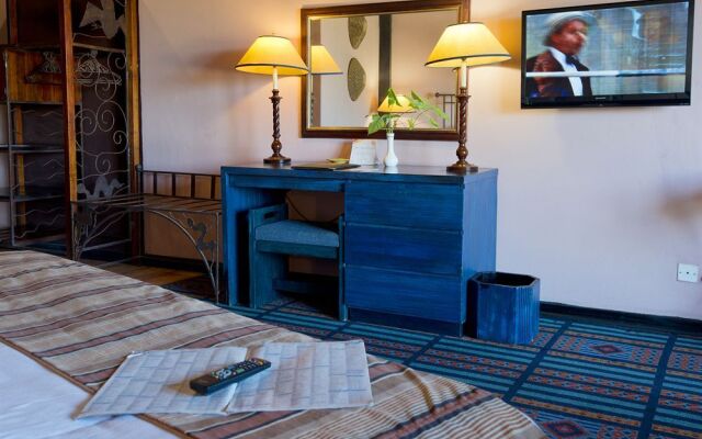Hwange Safari Lodge
