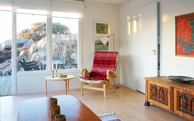 4 Person Holiday Home in Hamburgsund