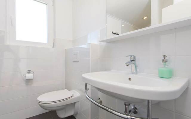 Beautiful Home in Zrnovo With Wifi and 3 Bedrooms