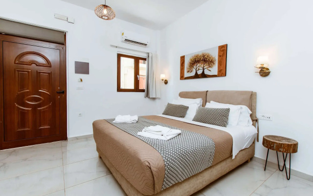 Deluxe Hotel