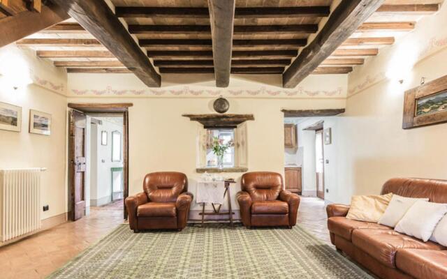 Torre Monterchi Independent Villa Sleeping 10-torre Monterchi