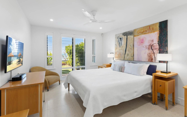 Apartment 03 Noosa Court – Guest Rooms – Hastings Street