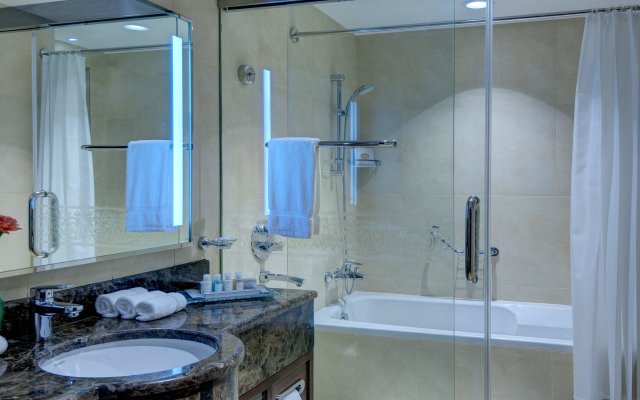 Crowne Plaza Madinah by IHG