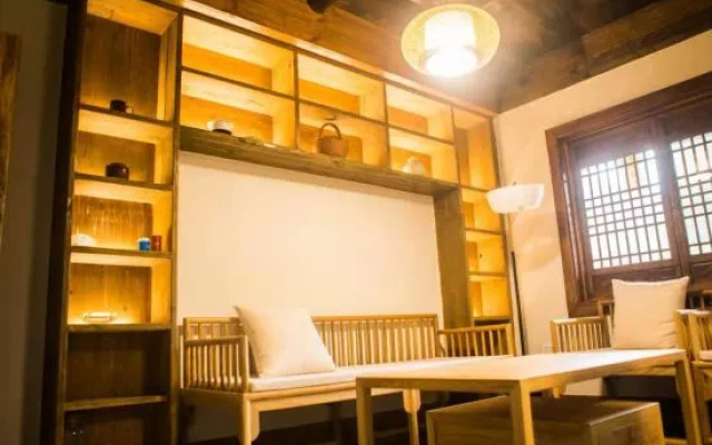 Wu dang shan zi Xiao restaurant – Guest Rooms – Shiyan