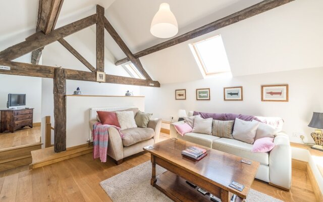 Foxholes Barn