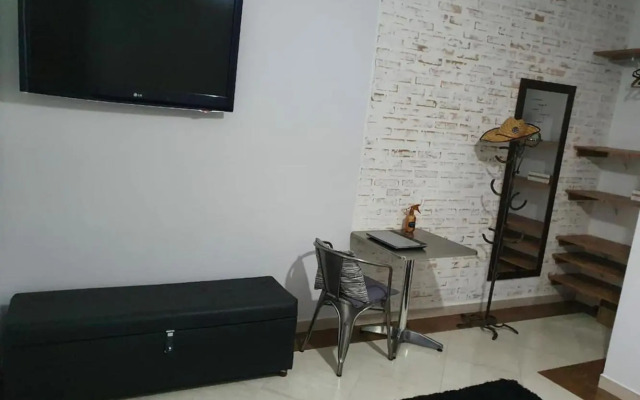 Casa com piscina e churrasqueira em Massaguaçu SP