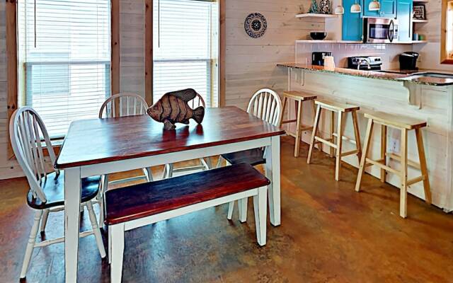 Reel Beachy @ The Commons