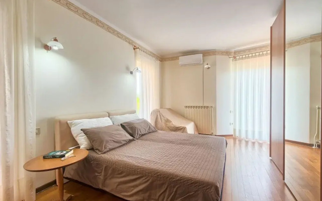 Apartment 1564