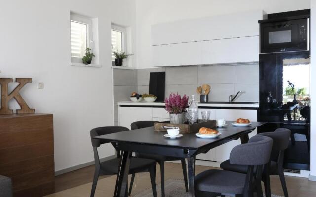 Pegasus Apartments & Rooms