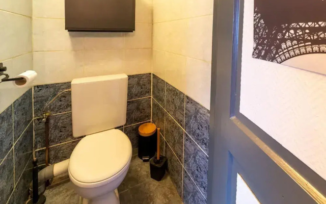 Nice Apartment in Liege With Parking