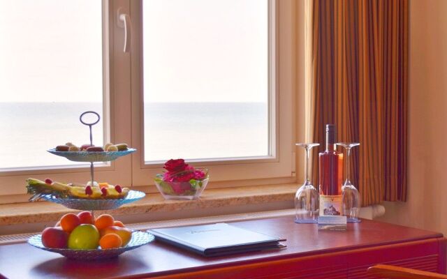 Meergut Hotels