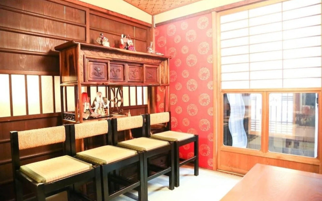 Nijo Castle Machiya House