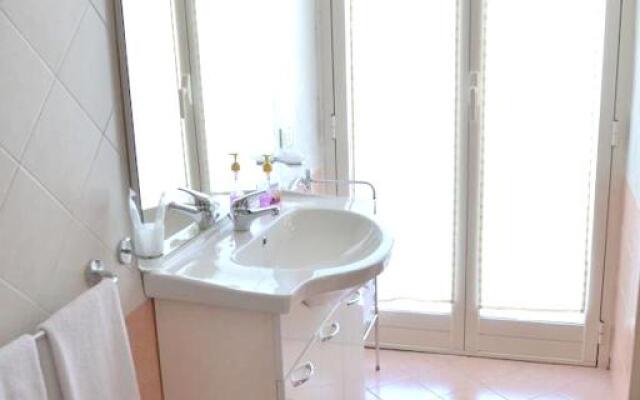 One bedroom appartement with furnished balcony and wifi at Nicolosi