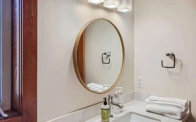 365 Moonshine Crescent by Okanagan Premier