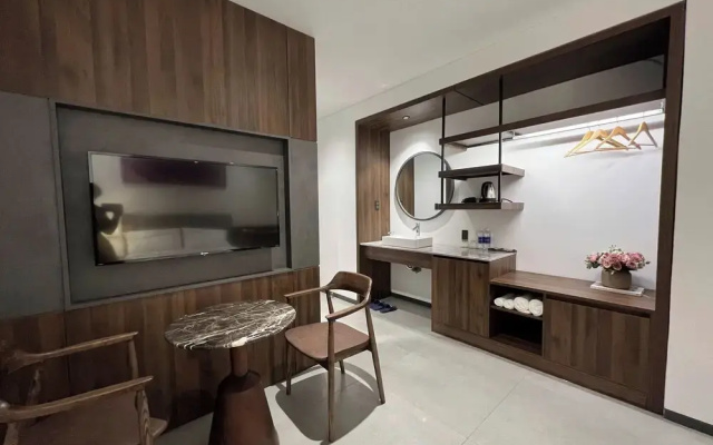 Field Villa