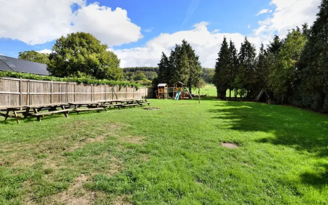 Lavish Holiday Home in Durbuy with Sauna