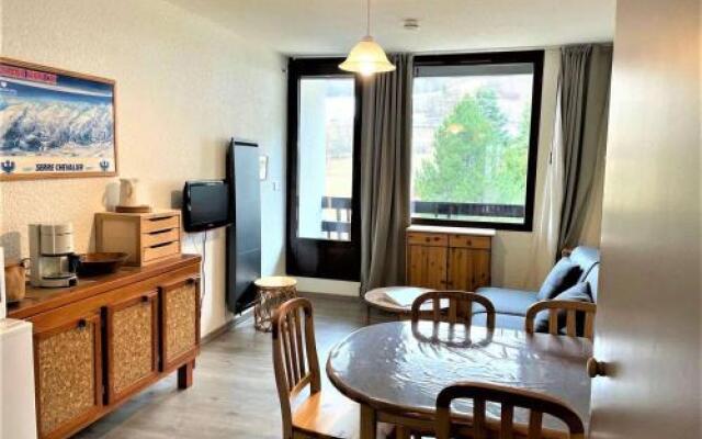 Apartment Aigle Noir 15