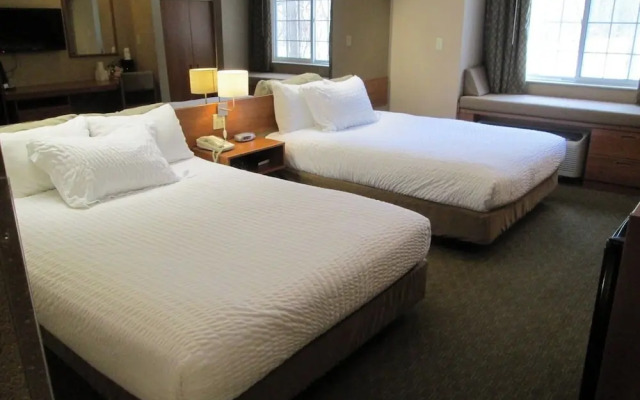 Parry Sound Inn & Suites