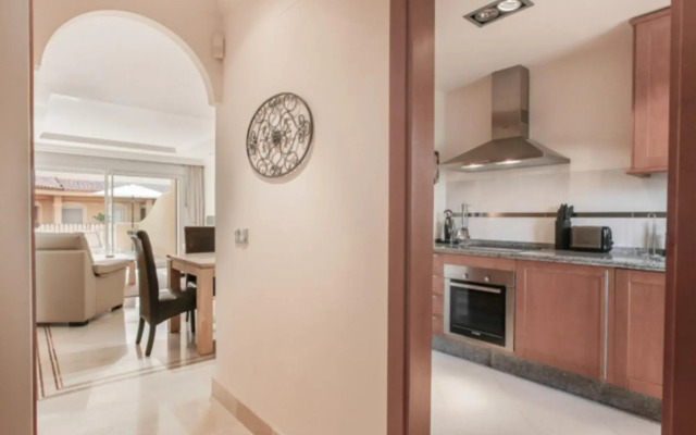 Aloha Hill Club Golf & Spa Apartments