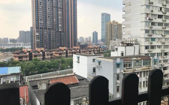 Shanghai Blue Mountain Bund Youth Hostel