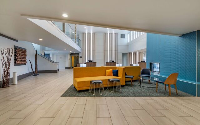 Best Western Premier Denver East