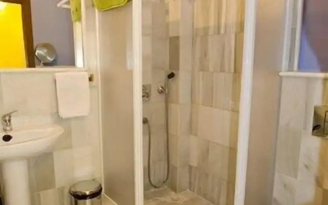 White Nest Hostel