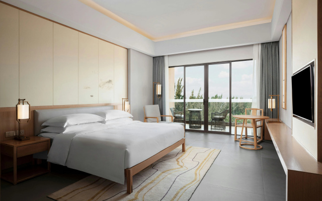 Sheraton Maoming Romantic Beach Resort – Guest Rooms – Maoming