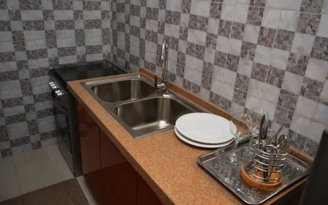 Aishar Residence