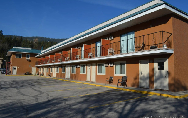 Canadas Best Value Inn & Suites Castlegar