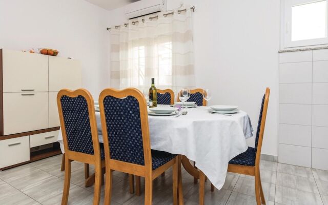 Awesome Home in Zadar With 3 Bedrooms and Wifi
