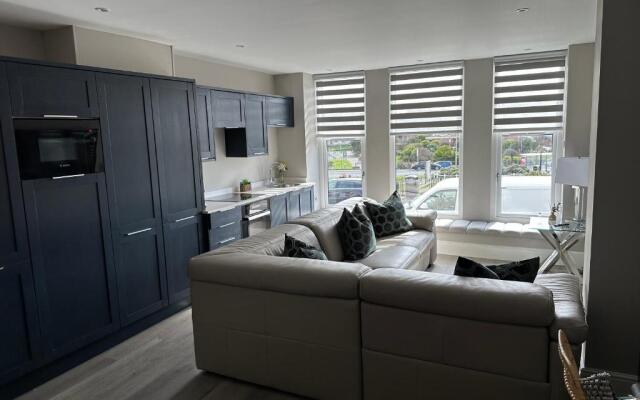 Willshaw Suites for families over 25 only