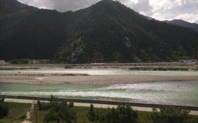 Lhasa Snow Inn