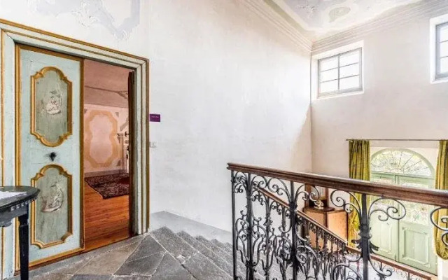 Villa De Rubeis Florit