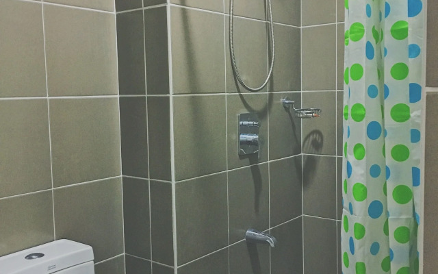 Vista Shaw by Charles