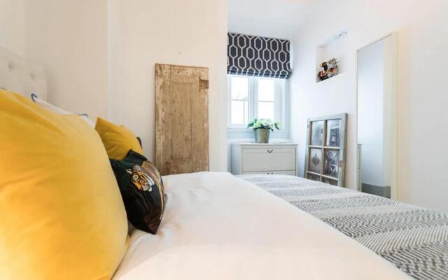 Beautiful and Stylish 5BR in the heart of Chiado