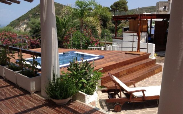 Cala Cavone Guest House