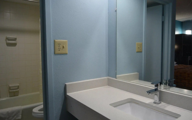 OYO Hotel Cleveland, TN