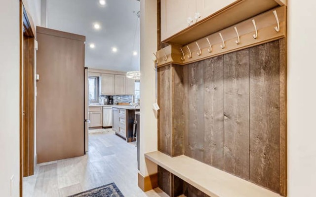 Expedition Station #8636 by Book by Owner