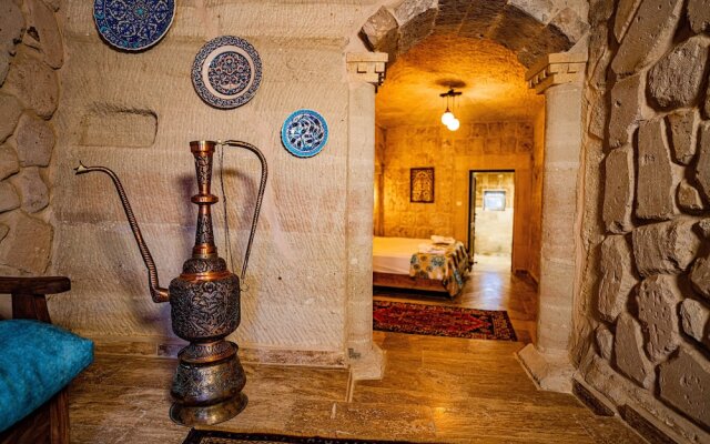 Dream Cave Hotel & Hostel