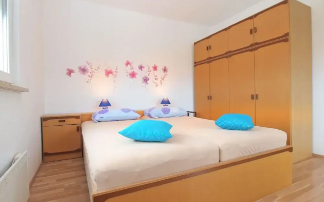 Apartment 1432