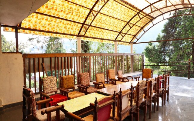 OYO 1820 Hotel Prim Rose