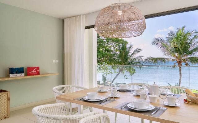 Les Estivales Beachfront Suites & Penthouses with LOV