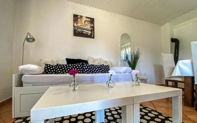 Awesome Home in Barban With 1 Bedrooms