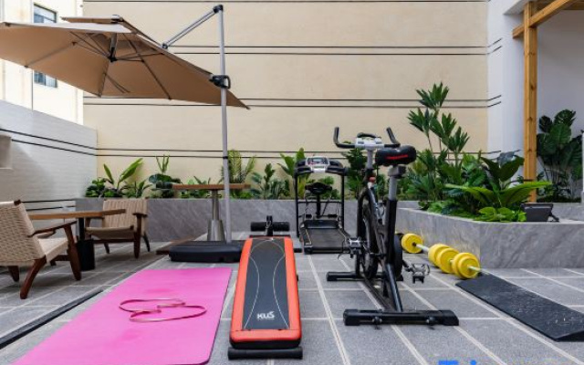Designer Light Luxury Oxygen-enriched Boutique Homestay (Dukzong Ancient Town Branch) – Sports – Shangri-La