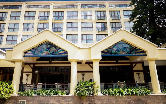 The Heron By Sarovar Portico India